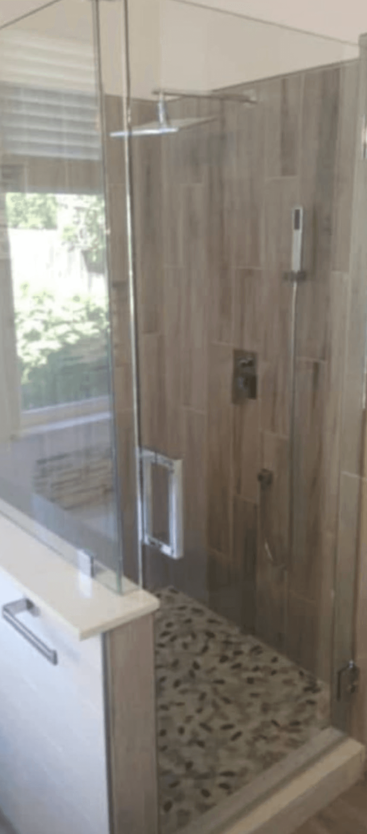 Bathroom Remodels project photo 14