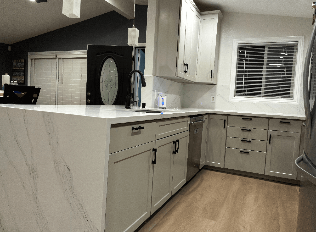 Kitchen Remodels project photo 6