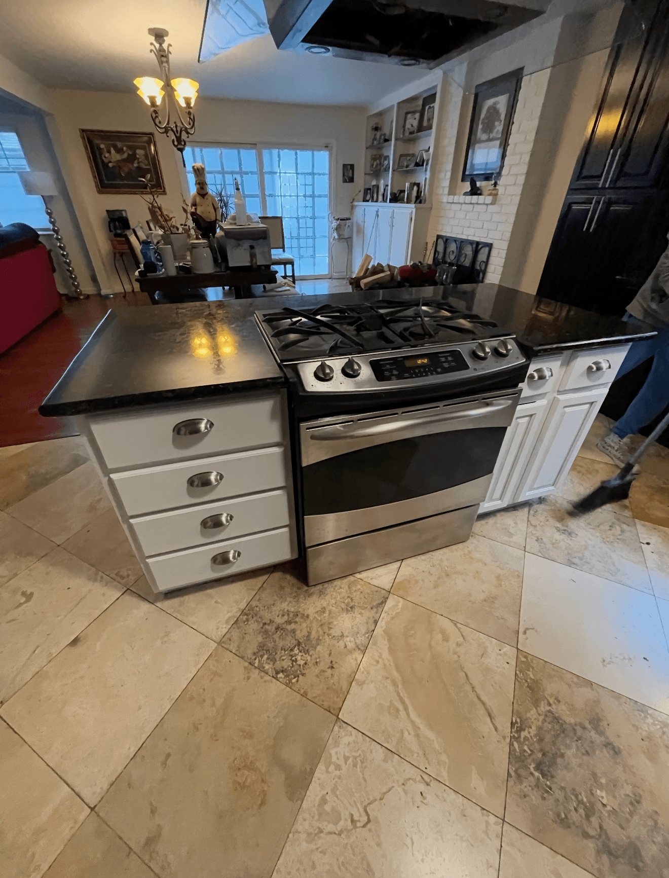 Kitchen Remodels project photo 13